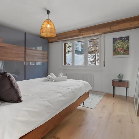 Apartment Fraichement Renove A Crans-montana, Vue Imprenable
