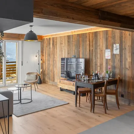 Apartment Fraichement Renove A Crans-montana, Vue Imprenable